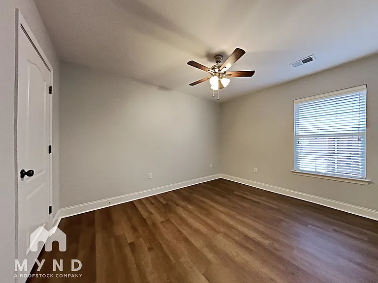 2086 Edgewood Dr — Photo 18