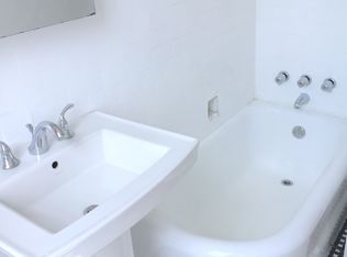 326 S 19th St APT 10B, Philadelphia, PA 19103