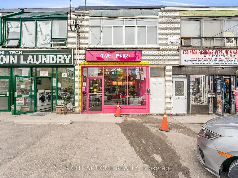 1698A Eglinton Ave W — Photo 21