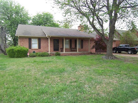 2nd image of 1105 Golf Links Dr