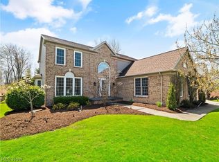 19627 Ellsworth Dr, Strongsville, OH