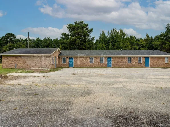 104 Nandina Ct, Rocky Mount, NC 27801