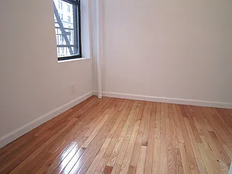 Rented by Concept Real Estate Group