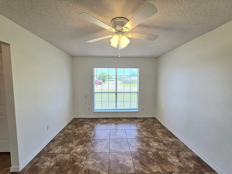 4300 Frasier Ln — Photo 8