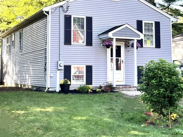 13 Ledge Rd, Norton, MA 02766