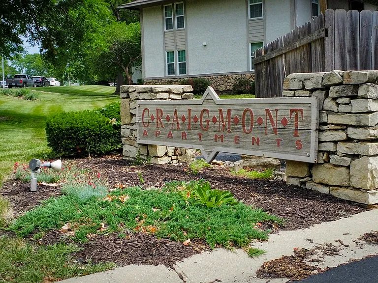 Craigmont — Photo 35
