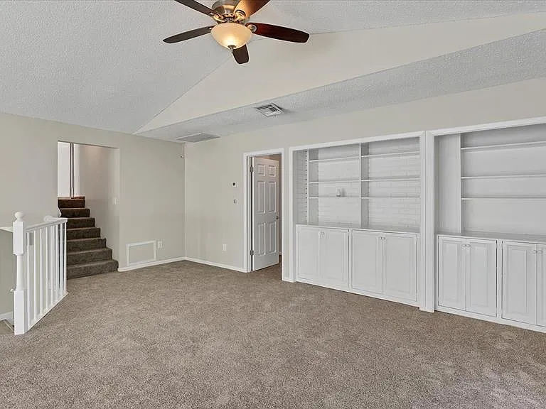 120 Sands Point Dr — Photo 22