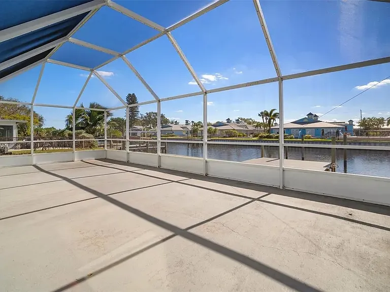 910 Spindle Palm Way — Photo 15