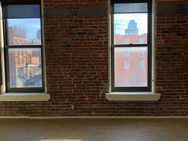 Delaware Lofts — Photo 38