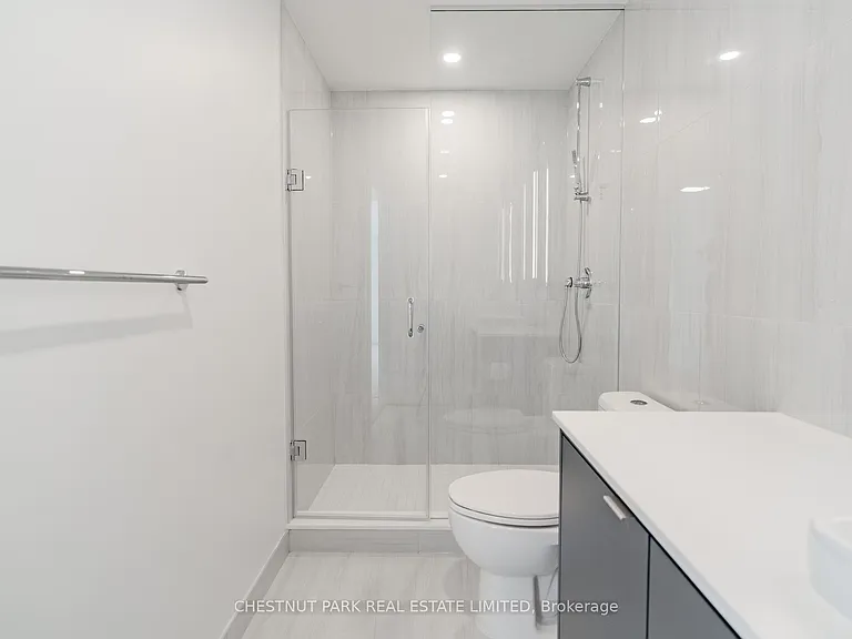 858 Dupont St #828 — Photo 7