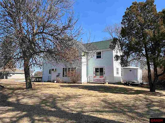 2nd image of 1117 County Road 104 St