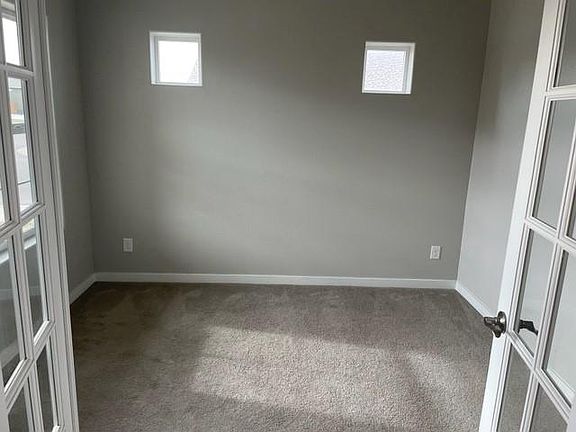 4th image of 1464 Moraine Valley Dr