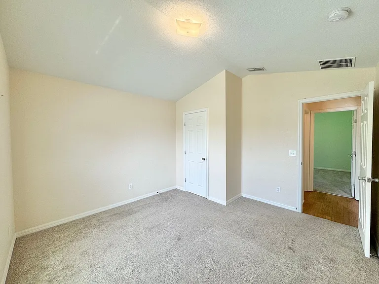 2726 Rochelle Dr — Photo 20