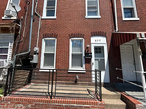 632 N Olden Ave Photo 1