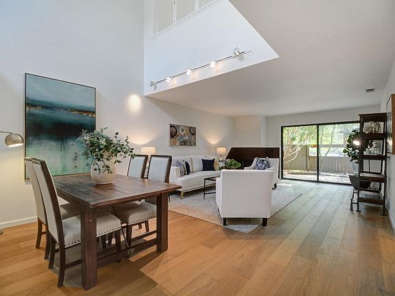 3rd image of 14 Peter Coutts Cir