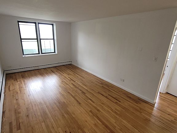 3rd image of 1130 Stadium Ave #Lhh
