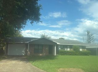 5060 Oriole Dr, Beaumont, TX 77707