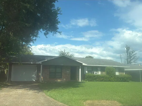 5060 Oriole Dr, Beaumont, TX 77707