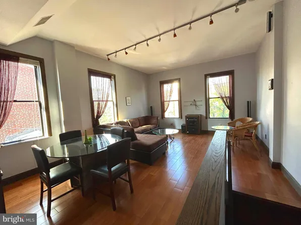 727 S 2nd St APT 3F, Philadelphia, PA 19147