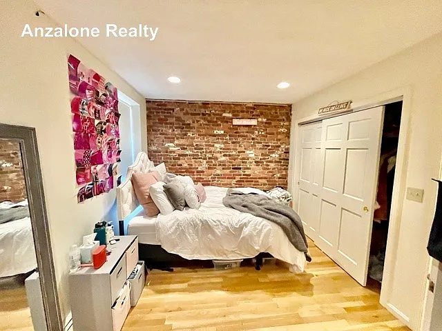 14 1/2 Hull St #5 — Photo 9