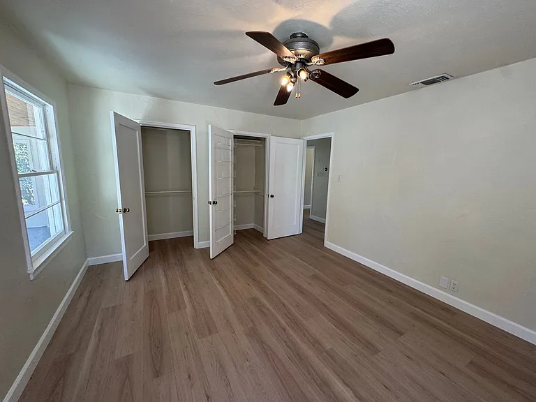 120 Columbia Ave — Photo 22