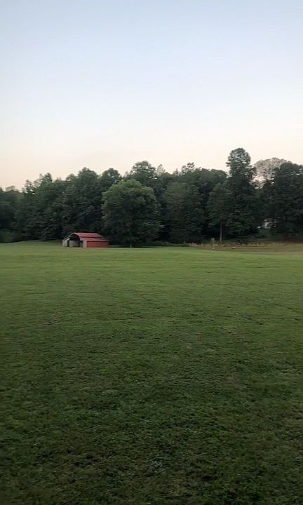 1st image of 160 Wyatt Ln