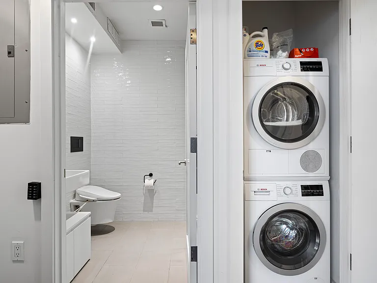265 E Houston St #7 — Photo 30