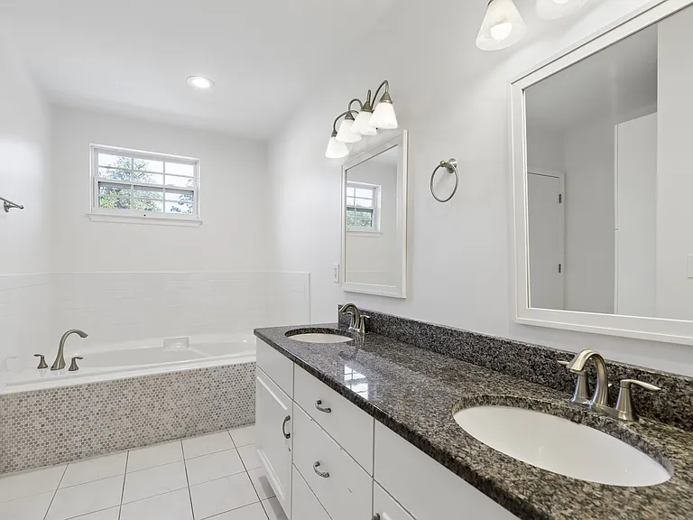 1367 Riverbirch Ln — Photo 21