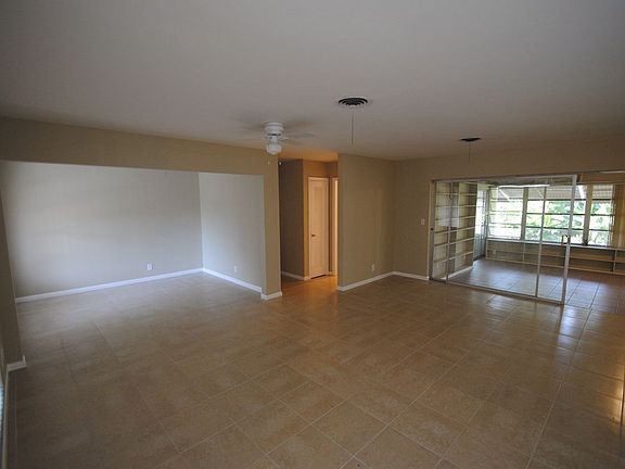 2nd image of 2041 NE 59th Pl
