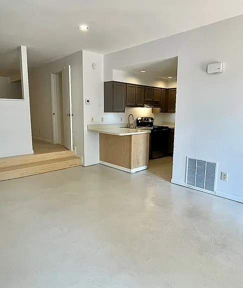 543 Klotter Ave #1 — Photo 5