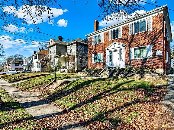 2nd image of 1226 Franklin Ave