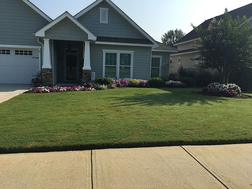 2nd image of 108 Old Field Ln