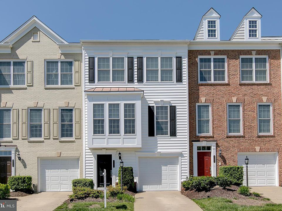 1st image of 2108 Ivy Stone Pl