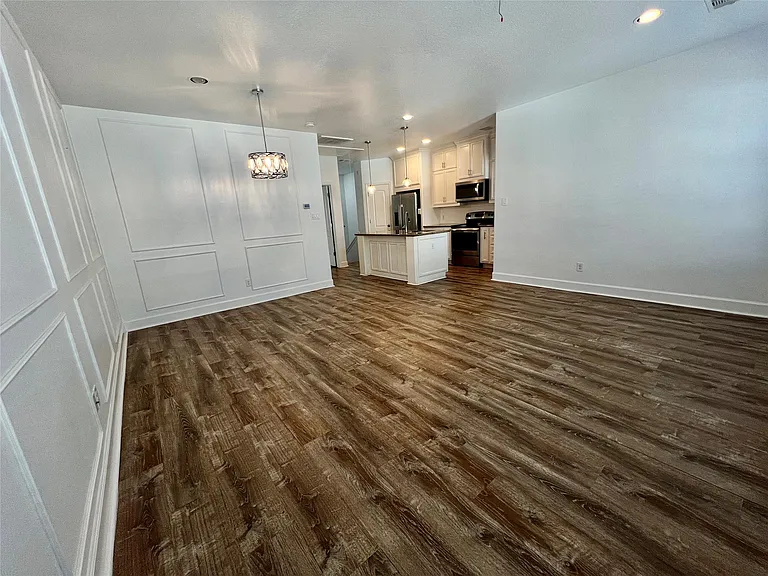 312 Mission Ln — Photo 14