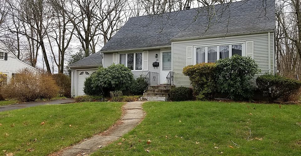 2nd image of 48 Douglas Ct