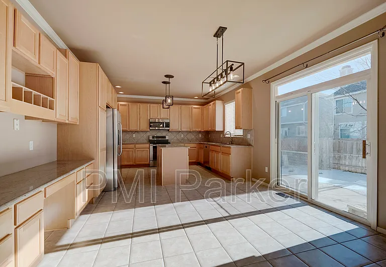19016 E Bellisario Creek Pl — Photo 10