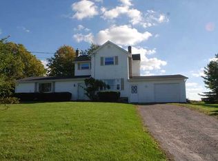 7496 York Rd, Pavilion, NY 14525