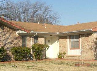 2037 Edna Smith Dr, Garland, TX 75040