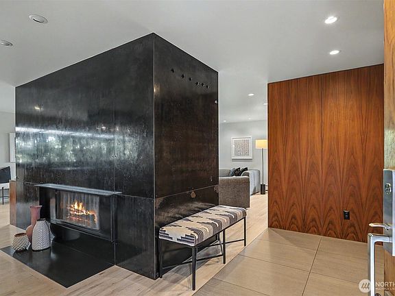 5th image of 4108 NE 96th Street