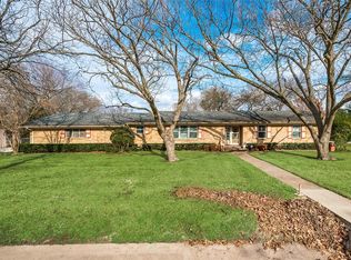 406 E Shands St, Forney, TX 75126
