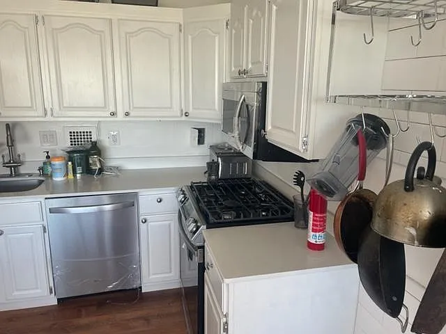 4515 Willard Ave #2217N — Photo 16