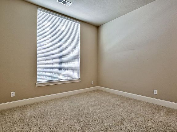 5th image of 8260 Paisley