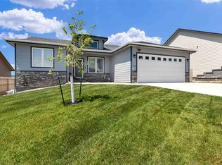 969 Summerfield Dr, Rapid City, SD 57703