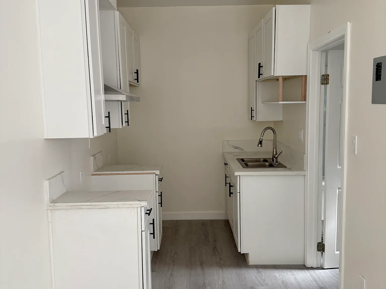 Studio, 306 sqft, $1,450 — Photo 4