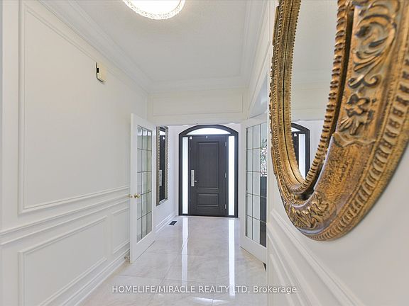 3rd image of 2479 Rathlin Ct