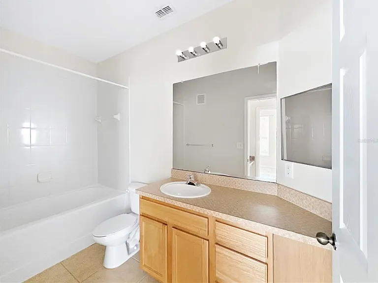 10205 Courtney Palms Blvd #101 — Photo 19