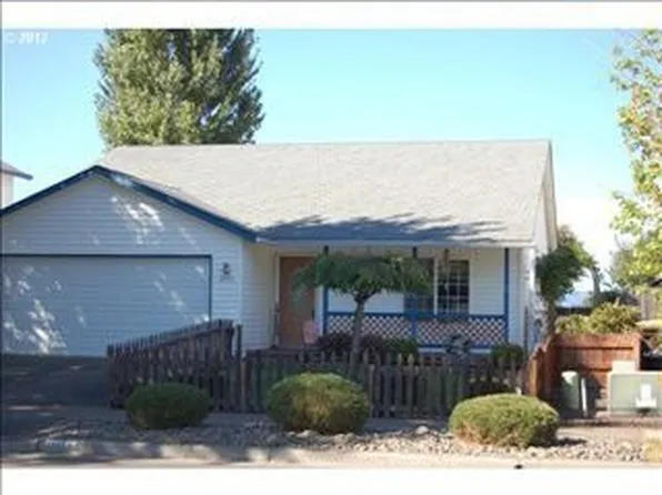 2053 Bonnie Ln, Forest Grove, OR 97116