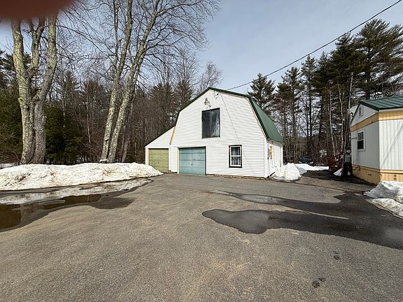 2nd image of 11 Old Ryefield Road
