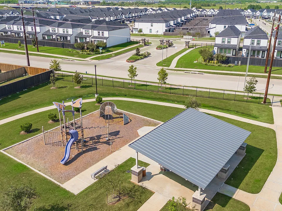 2616 Hudson Hollow Trl