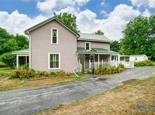 141 Blackman Rd, Bradner, OH 43406